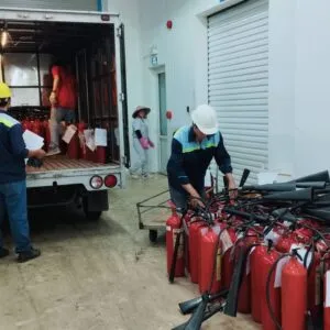 Sản phẩm NAPBINHCHUACHAY — Công Ty TNHH TM DV Xây Dựng PCCC Hùng Vương — MST 0316202838