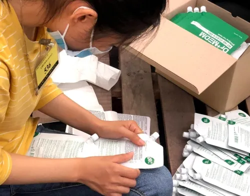 Sản phẩm dich vu dan tem dong goi san pham 31 img — Công Ty TNHH Dịch Vụ Nhân Lực Thanh Niên — MST 0316208607