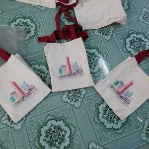 Sản phẩm Túi Xách Nam Long 300x300 — Công Ty TNHH Sản Xuất Thương Mại Balo Túi Xách Thiên Phú — MST 0316286933