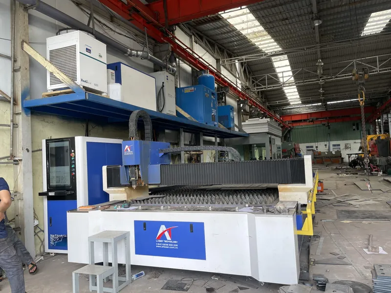Sản phẩm z5670075315812_2c60fe67a75e10194be335a5a478f403 3 scaled — Công Ty Cổ Phần Công Nghệ Laser At — MST 0316297893