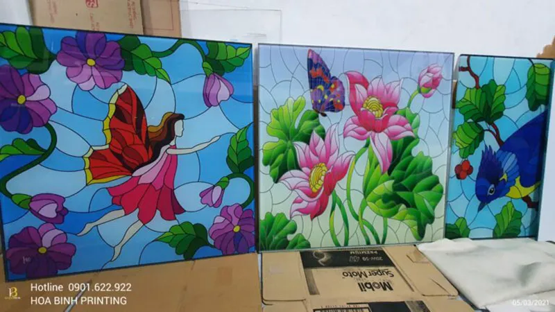 Sản phẩm in uv tren kinh in uv hoa binh 4 — In UV Hòa Bình - Công Ty TNHH In Hòa Bình — MST 0316305569