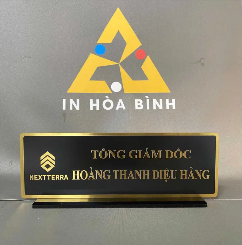 Sản phẩm bang ten chuc danh — In UV Hòa Bình - Công Ty TNHH In Hòa Bình — MST 0316305569