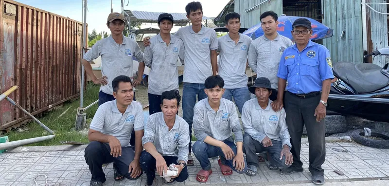 Sản phẩm z2205944301706_98b7d1a20979ec4dfa40b8129f922083 scaled e1607763434475 — Sửa Chữa Tàu Biển Biển Xanh - Công Ty TNHH Sơn Sửa Tàu Thuyền Biển Xanh — MST 0316323543