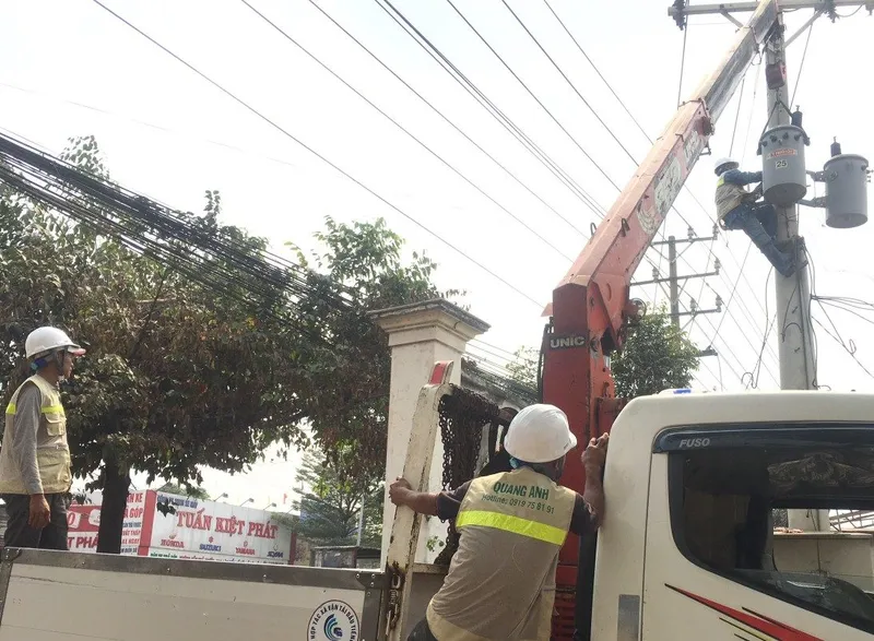 Sản phẩm vietnam substation construction 43 e1617337356674 — Công Ty TNHH Xây Lắp Điện Quang Anh — MST 0316365712