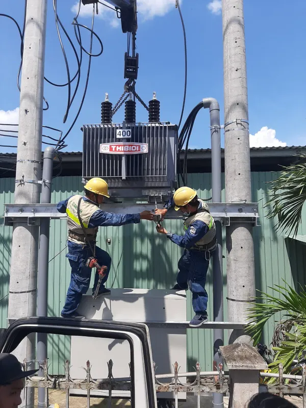 Sản phẩm xay lap dien quang anh 11 — Công Ty TNHH Xây Lắp Điện Quang Anh — MST 0316365712