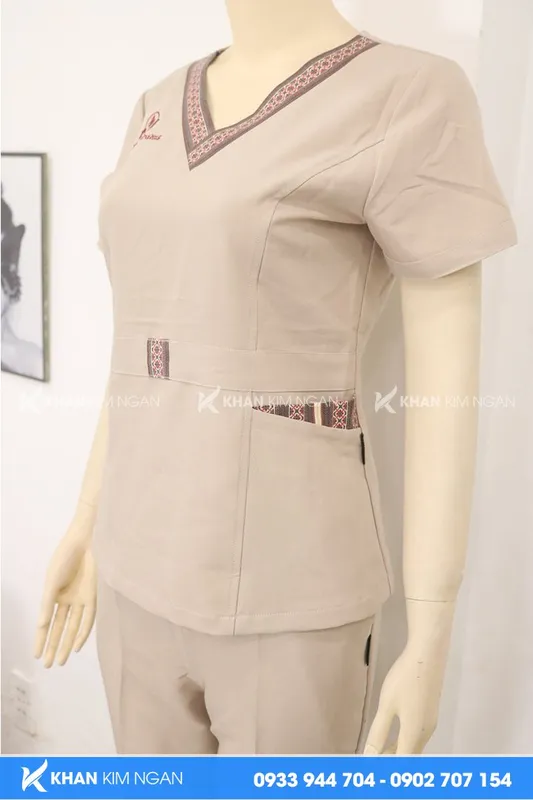 Sản phẩm dong phuc nhan vien 1697084944 — Công Ty TNHH TM DV Kim Ngân Lâm — MST 0316381898