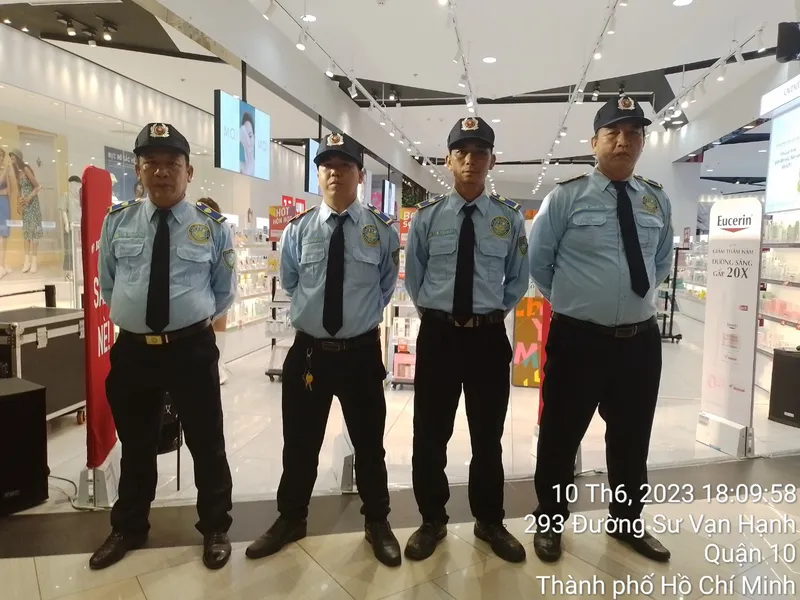 Sản phẩm bao ve van hanh mall — Công Ty TNHH Bảo Vệ Hoàng Thiên Hưng — MST 0316406020