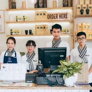 Sản phẩm dong phuc trung nguyen coffee 1jpg 20200916095254 — Áo Thun Nguyên Phi - Công Ty TNHH Sản Xuất Thương Mại Dịch Vụ Nguyên Phi — MST 0316436353