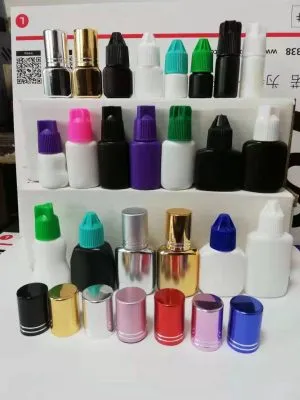 Sản phẩm Cyberlashes Produces High Quality Eyelash Glue Shares Something 300x400 — Lông Mi Cyber - Công Ty TNHH Quốc Tế Cyber — MST 0316538404