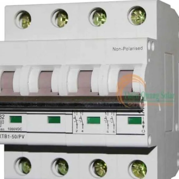 Sản phẩm cb dc 1000v dc chuyen dung cho dien nang luong mat troi 1746807552.jpg — Thiết Bị Năng Lượng Mặt Trời One Solar - Công Ty Cổ Phần One Solar — MST 0316549847