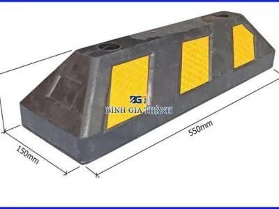 Sản phẩm cao su chan lui xe o to 0 — Công Ty TNHH Thương Mại Và Dịch Vụ Bình Gia Thành — MST 0316565743