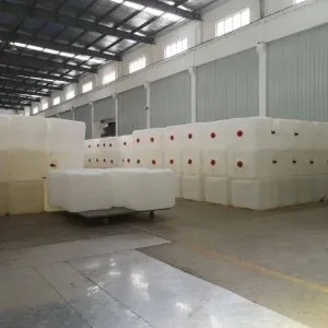 Sản phẩm ruot ibc moi 1000l 3 300x300 — Công Ty TNHH Thương Mại Dịch Vụ Đặng Đình Hải — MST 0316587881