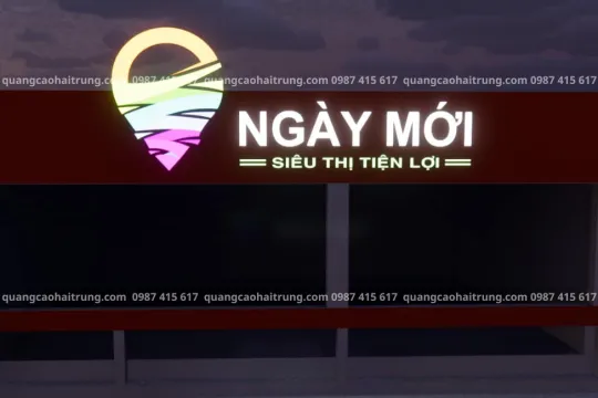 Sản phẩm bang hieu hop den 1773677535.png — Quảng Cáo Hải Trung - Công Ty TNHH Quảng Cáo Hải Trung — MST 0316595970