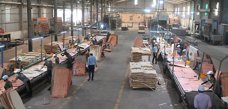 Sản phẩm slide 10 7450 — Ván ép Hoàng Châu - Công Ty Cổ Phần Hoàng Châu Plywood International — MST 0316644699