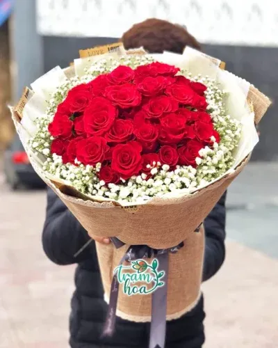 Sản phẩm Bo Hoa Tuoi TH B014 Bo Hoa Do Tham 400x500 — Công Ty TNHH Trạm Hoa — MST 0316645004