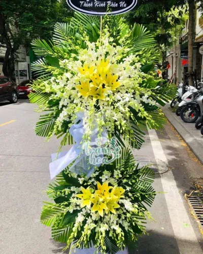 Sản phẩm Hoa Chia Buon TH CB013 Luyen Tiec 400x500 — Công Ty TNHH Trạm Hoa — MST 0316645004