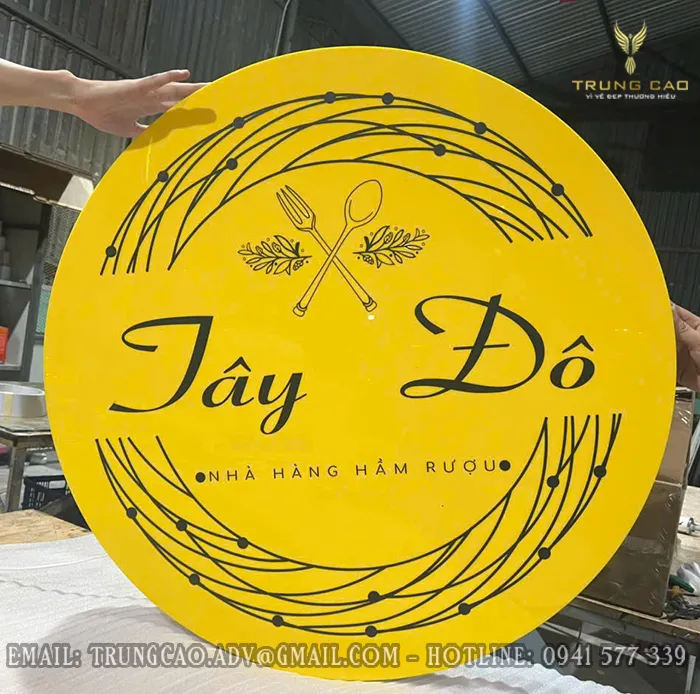 Sản phẩm hop den mica dep 1 — Quảng Cáo Trung Cao - Công Ty TNHH Xây Dựng Và Quảng Cáo Trung Cao — MST 0316657289