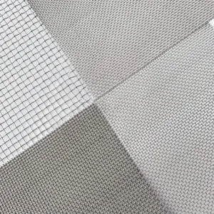 Sản phẩm luoi inox sang loc bot 1 300x300 — Công Ty TNHH Sản Xuất Và Thương Mại Lưới Công Nghiệp Anh Phát — MST 0316728564