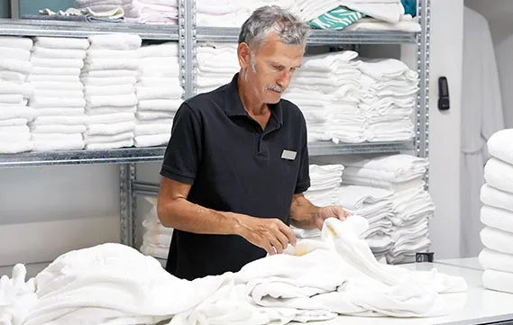 Sản phẩm Laundry Management Systems 3 — Công Ty TNHH Thương Mại Dịch Vụ Công Nghệ NEO — MST 0316748419