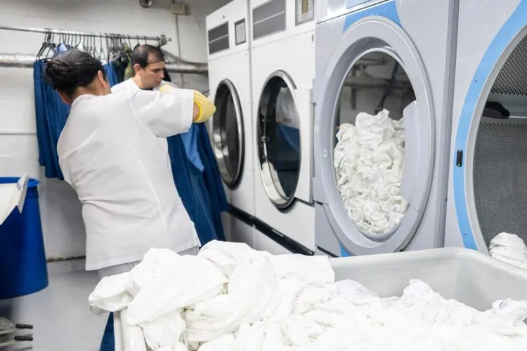 Sản phẩm Consolidated Laundry washer room 750x500 — Công Ty TNHH Thương Mại Dịch Vụ Công Nghệ NEO — MST 0316748419