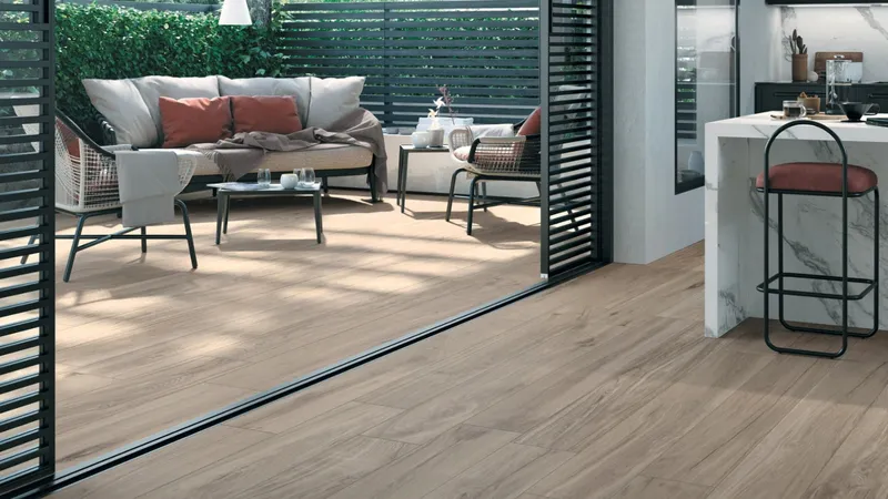 Sản phẩm LUXCASA GACH LAT SAN 1 — Công Ty TNHH Xuất Nhập Khẩu Vật Tư Xây Dựng Luxcasa — MST 0316789398