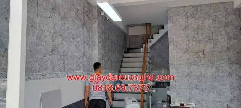 Sản phẩm Thi cong giay dan tuong 1 3 1.jpg 1 — Giấy Dán Tường HD - Công Ty TNHH MTV Giấy Dán Tường HD — MST 0316795835
