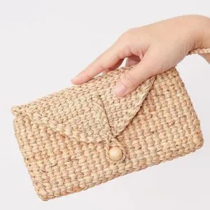Sản phẩm Stylish and practical this minimalist womens… 300x300 — Thủ Công Mỹ Nghệ Blue Lotus - Công Ty TNHH Xuất Nhập Khẩu Blue Lotus — MST 0316808788