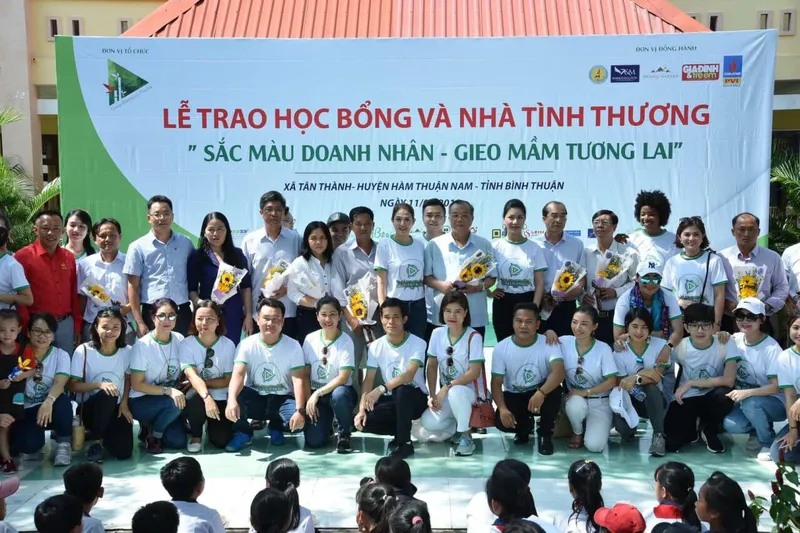 Sản phẩm Green Party s3 — áo Thun TEES - Công Ty TNHH Đầu Tư Yến Phát — MST 0316811727