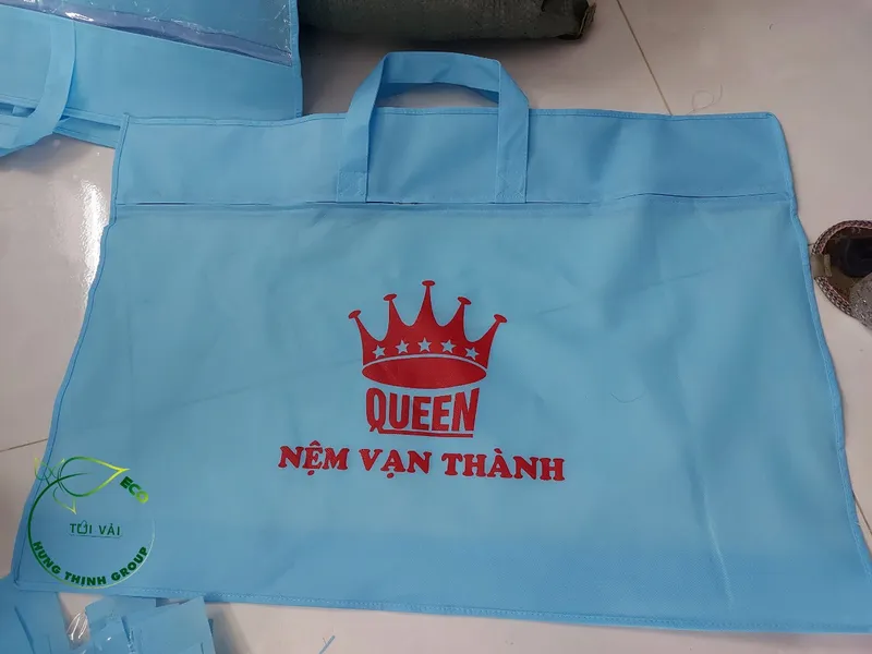 Sản phẩm z321982241476015796be800807292cc2db5e8c5ee1cbe 9713 — Túi Vải Canvas Hưng Thịnh Group - Công Ty TNHH Sản Xuất Thương Mại Xuất Nhập
Khẩu Hưng Thịnh Group — MST 0316857880
