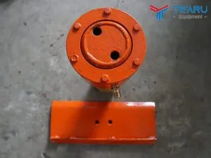 Sản phẩm ben nang rua xe may ban nang khong khoa gai 300x225 — Công Ty Cổ Phần Thiết Bị Tearu Việt Nam — MST 0316859574