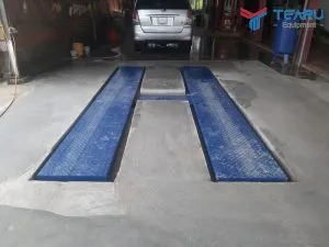 Sản phẩm cau nang 1 tru rua xe o to an do am nen 300x225 — Công Ty Cổ Phần Thiết Bị Tearu Việt Nam — MST 0316859574