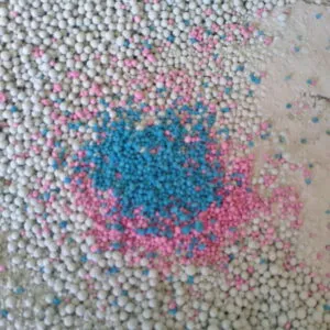 Sản phẩm zeolite hat 002 300x300 — Công Ty TNHH Sản Xuất Thương Mại Dịch Vụ Silica — MST 0316864133
