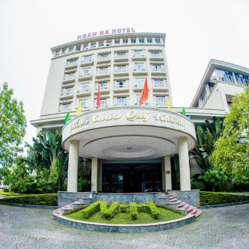 Sản phẩm thumbnail ngan ha hotel — Công Ty Cổ Phần Giải Pháp Hospitality Sài Gòn — MST 0316868917