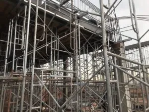 Sản phẩm Gian giao khung thi cong san 300x225 — Công Ty TNHH Thiết Bị Xây Dựng Toàn Lợi — MST 0316894642