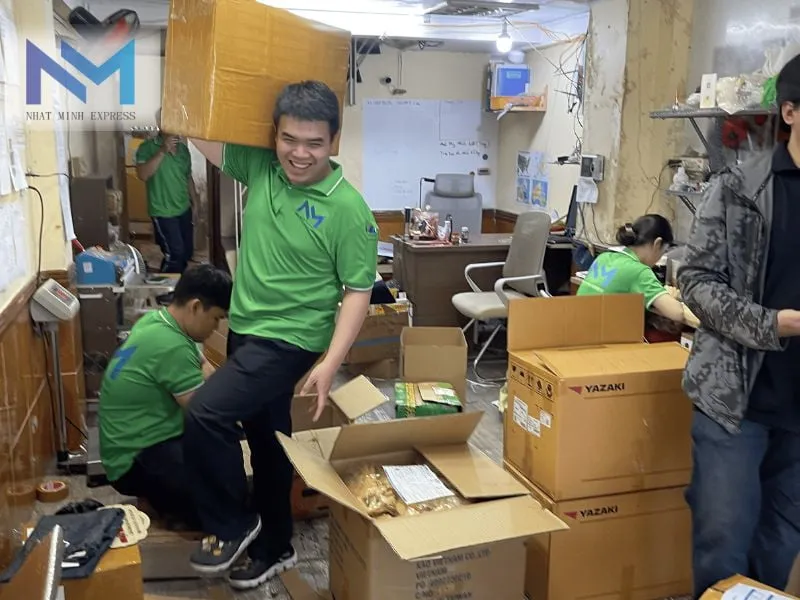 Sản phẩm anh kiem tra tu van hang hoa gui sang nuoc ngoai nhat minh express — Công Ty TNHH Chuyển Phát Nhanh Quốc Tế Nhật Minh Express — MST 0316916705