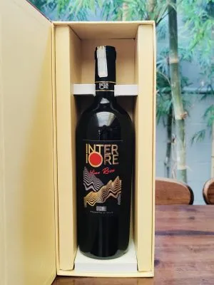 Sản phẩm z3946595316922_fd66a550aaf7c86e612f4610195ac5ea 300x400 — Rượu Wine Valley - Công Ty TNHH Đầu Tư Xuất Nhập Khẩu Wine Valley — MST 0316932432