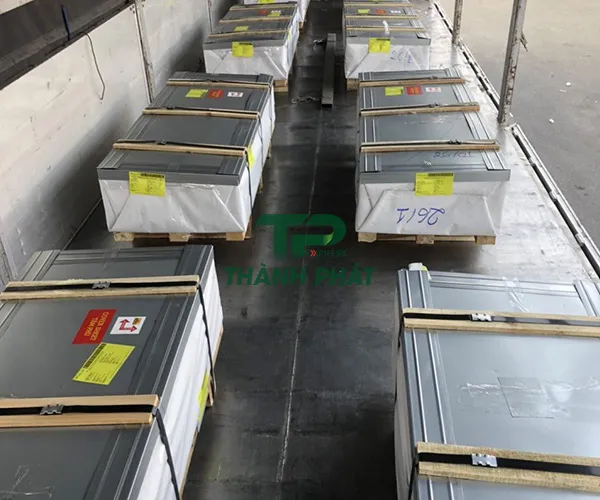 Sản phẩm van chuyen hang dien tu avt — Vận Tải Thành Phát Express - Công Ty TNHH TMDV Vận Tải Thành Phát Express — MST 0317048392