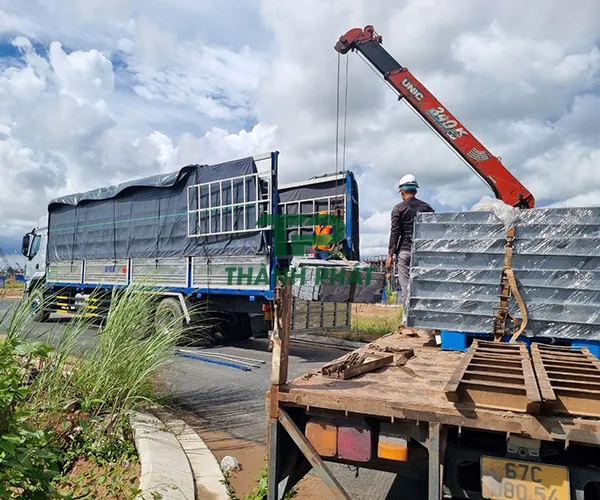 Sản phẩm van chuyen vat lieu xay dung avt — Vận Tải Thành Phát Express - Công Ty TNHH TMDV Vận Tải Thành Phát Express — MST 0317048392
