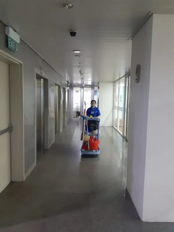 Sản phẩm z4889749043387_83bdbc9a229a621e666a3556f88464a5 — Vệ Sinh Công Nghiệp Hoàng Việt SG - Công Ty TNHH Thương Mại Dịch Vụ Phát Triển
Hoàng Việt SG — MST 0317108771