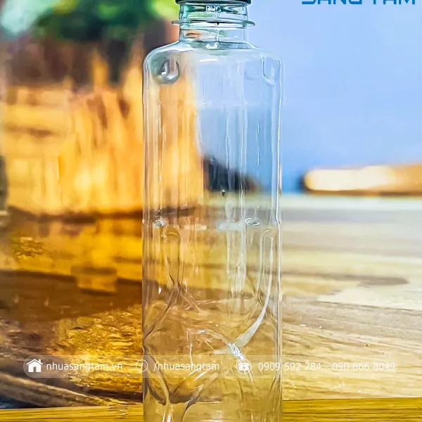 Sản phẩm chai 500ml cao 600x600 — Chai PET Sáng Tâm - Công Ty TNHH Sản Xuất Bao Bì Nhựa Sáng Tâm — MST 0317140831