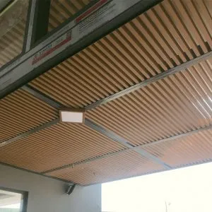 Sản phẩm lam nhua 30x60 wood 4 300x300 — Công Ty TNHH Trang Trí Nội Ngoại Thất HTH Sài Gòn — MST 0317175016