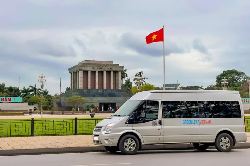 Sản phẩm Dich vu Du lich 1 e1675311792597 — Công Ty TNHH Vận Tải Green Leaf Viêt Nam — MST 0317176429