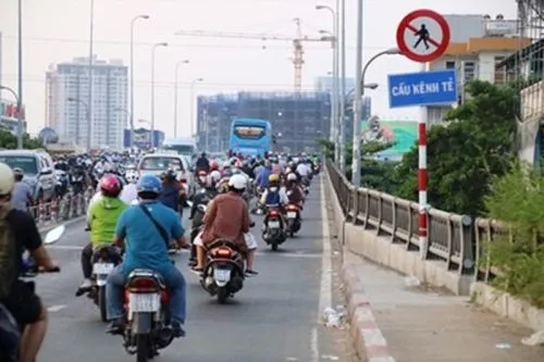 Sản phẩm bien bao giao thong cam nguoi di bo p 112 4 500x500 — Công Ty TNHH Thương Mại Dịch Vụ Mỹ Anh Safety — MST 0317179885