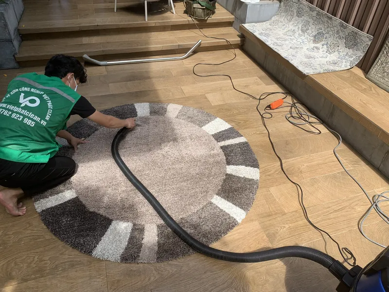 Sản phẩm dich vu giat tham trang tri — Công Ty TNHH Thương Mại Dịch Vụ Việt Phát Clean — MST 0317248458