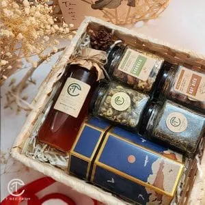 Sản phẩm set may tre dan qua tang 01 300x300 — Công Ty TNHH CT Bee Farm — MST 0317458085