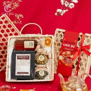 Sản phẩm ANH TET 2024 800X800 DO BLUR 7 300x300 — Công Ty TNHH CT Bee Farm — MST 0317458085