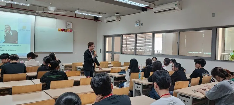 Sản phẩm z4186269978529_44e521d811bc0b56731a276cad810a5d — Công Ty TNHH AVTALENT — MST 0317505962