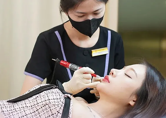 Sản phẩm dich vu phun moi — Công Ty TNHH Thẩm Mỹ Linh Anh Saigon — MST 0317532839