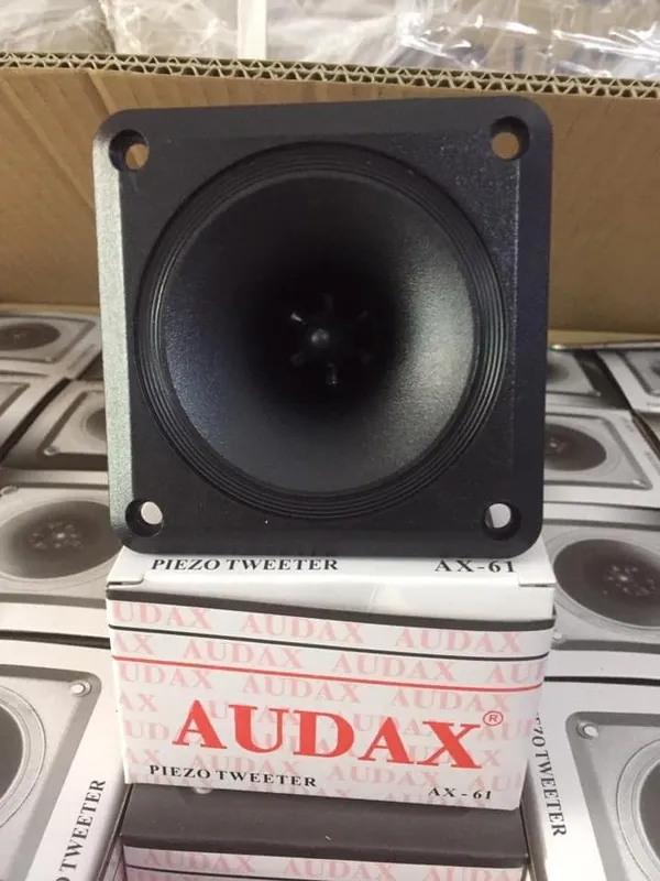 Sản phẩm loa ru ax 61 co day san_l2534 — Công Ty Thương Mại XNK Yến Vũ Xuân — MST 0317541135