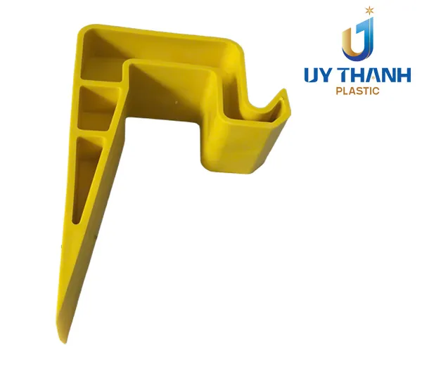 Sản phẩm nhua lot da 65 mau vang — Uy Thành Plastic - Công Ty TNHH Uy Thành Plastic — MST 0317635104